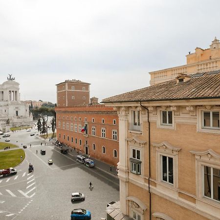 Aparthotel Sonder Piazza Venezia à Rome Extérieur photo